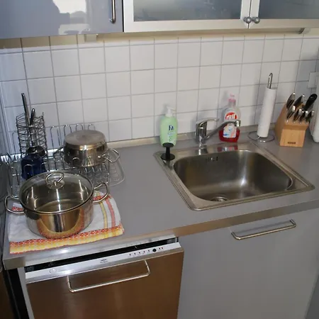 Chotesovska With Parking Place Appartement Praag