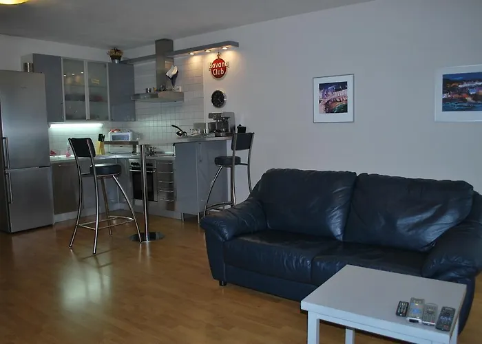 Apartament Chotesovska With Parking Place Praga
